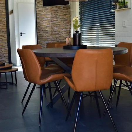 Bed En Boats Zijlmans شقة